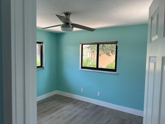 907 SE Lake Street, Stuart, FL 34994 photo 10