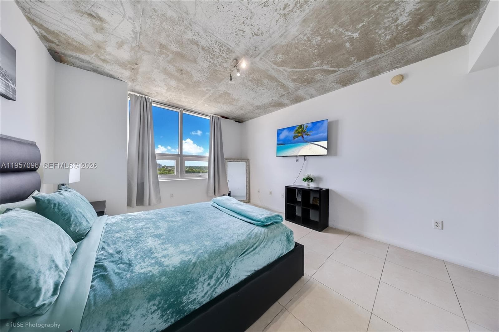 3250 NE 1st Ave # 811, Miami, FL 33137 photo 12