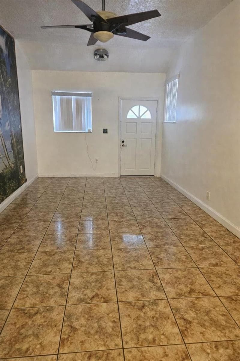 3500 NW 12th Street, Miami, FL 33125 photo 12
