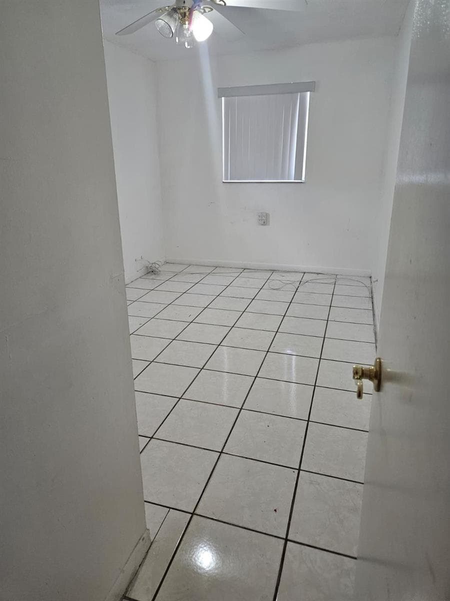 3500 NW 12th Street, Miami, FL 33125 photo 8