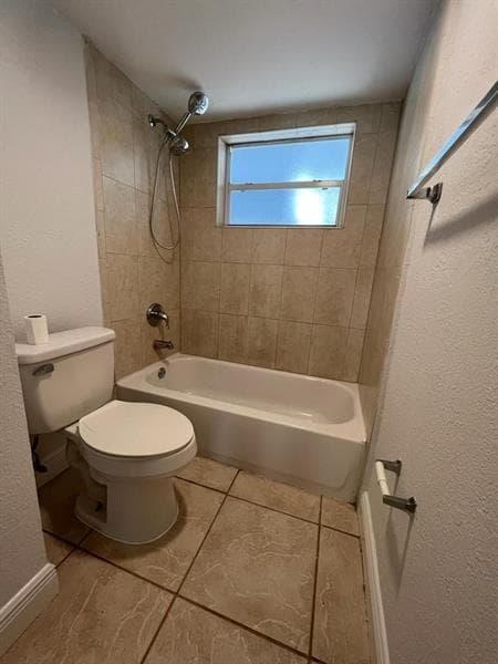 7851 Dunham Boulevard # 4, Miami, FL 33138 photo 8