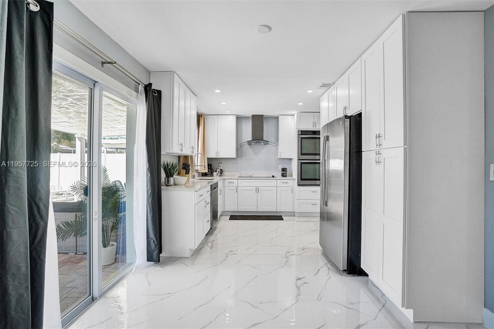 477 SE 17th Ter, Deerfield Beach, FL 33441 photo 11