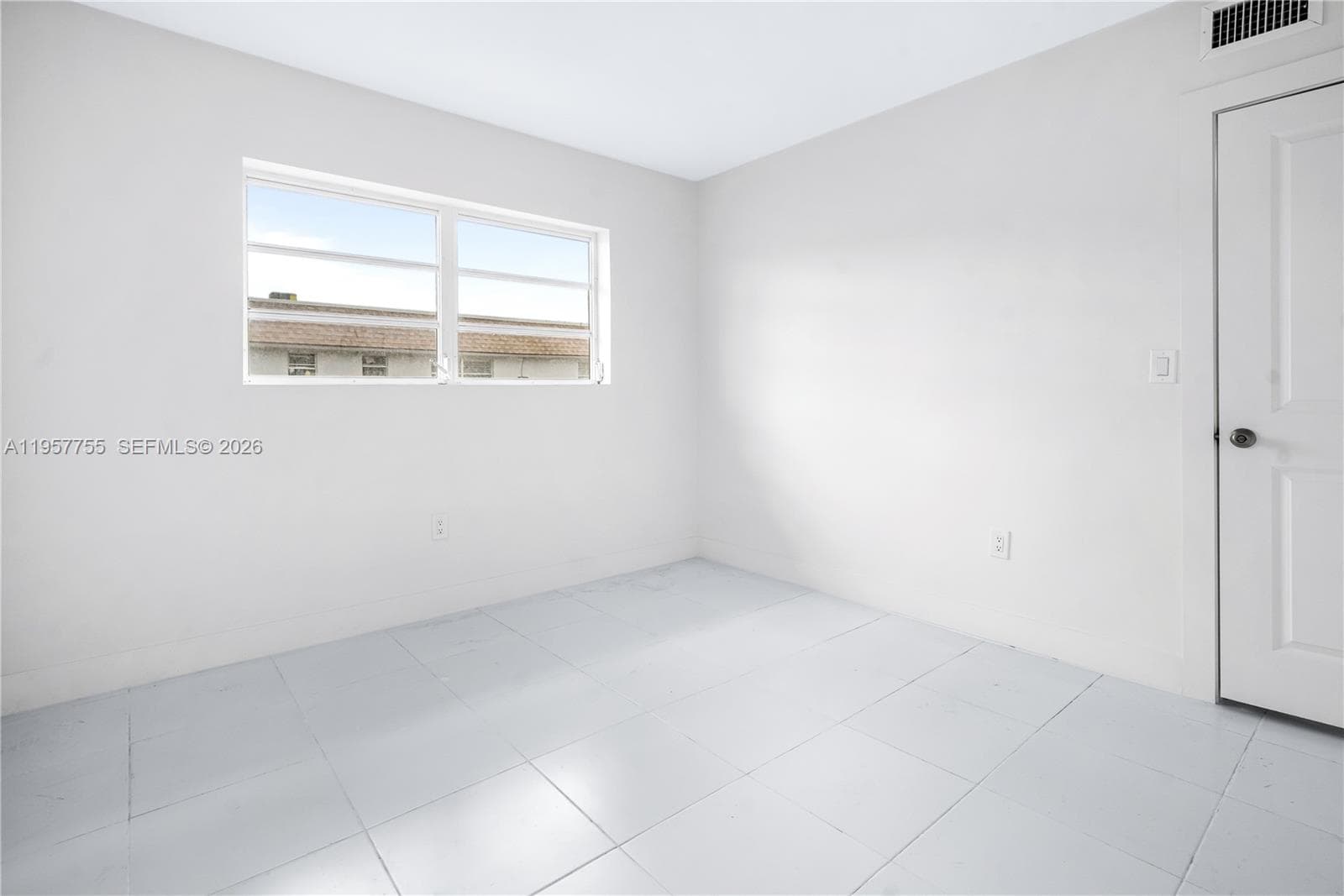 10375-35-55 SW 40th St # 0, Miami, FL 33165 photo 10