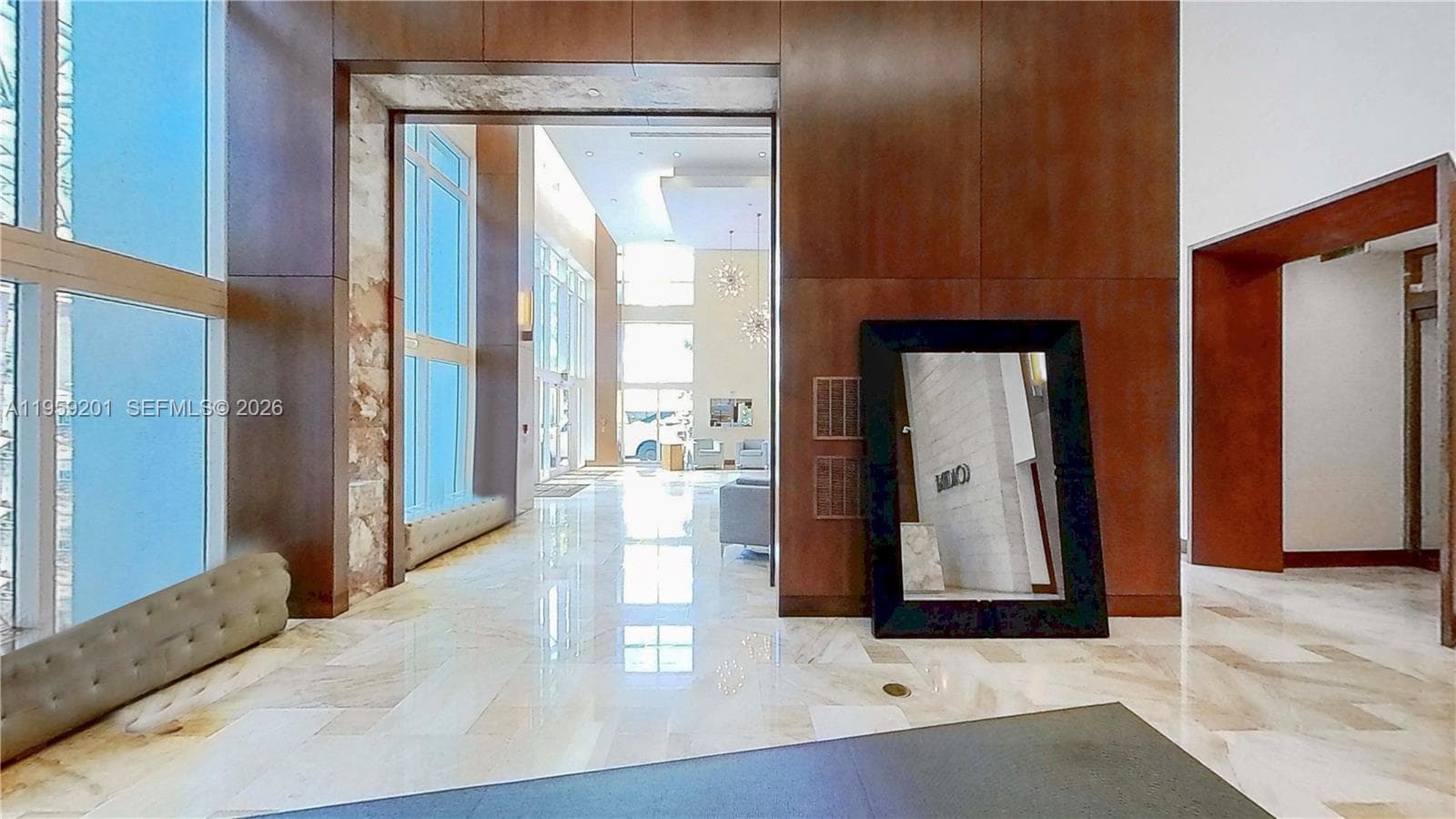 31 SE 5th St # 2408, Miami, FL 33131 photo 7