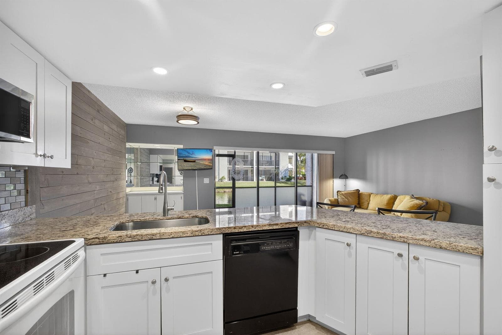 1605 S Us Highway 1 # D105, Jupiter, FL 33477 photo 8