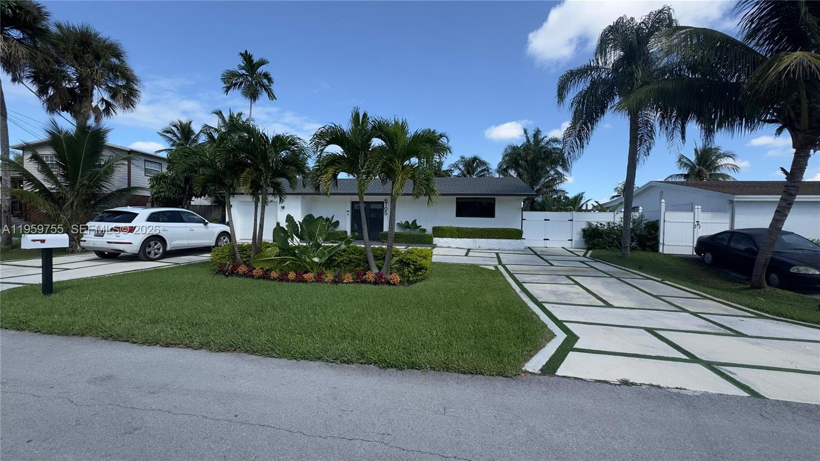 6705 Ficus Dr, Miramar, FL 33023 photo 5