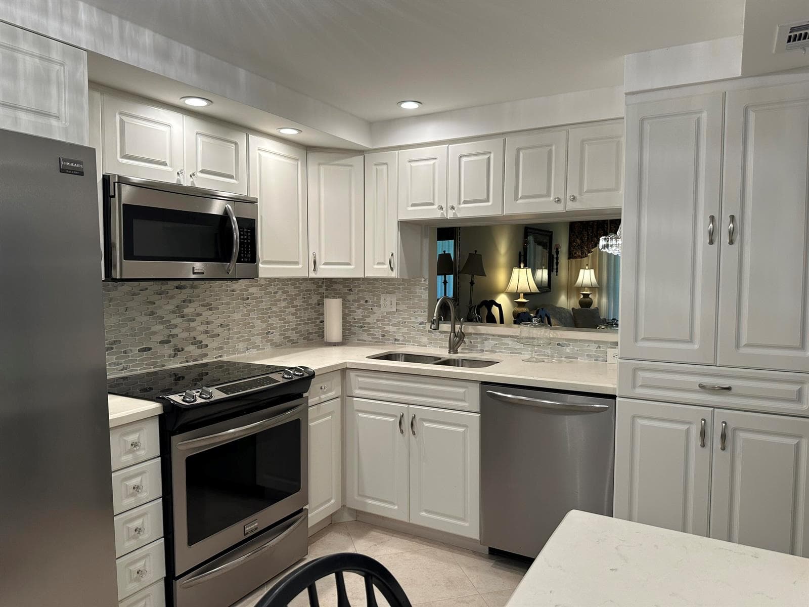 1101 Colony Point Circle # 108, Pembroke Pines, FL 33026 photo 5