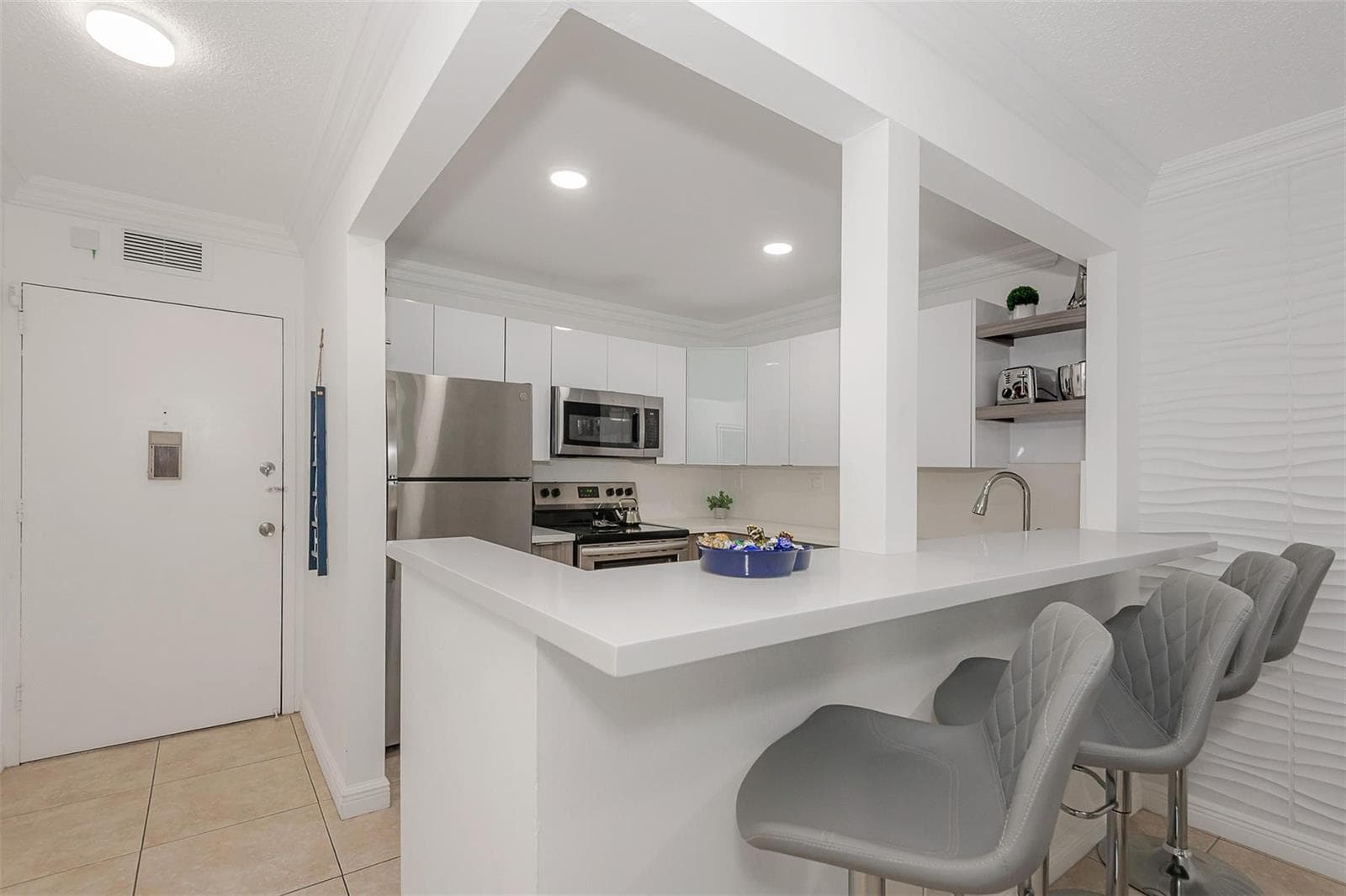 3140 S Ocean Drive # 509, Hallandale Beach, FL 33009 photo 2