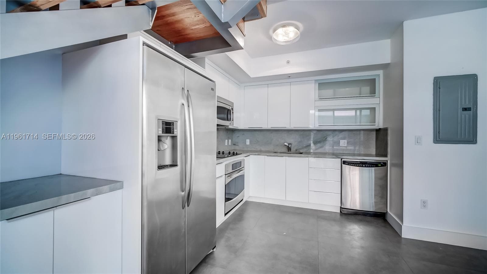 90 SW 3rd St # TH706, Miami, FL 33130 photo 12
