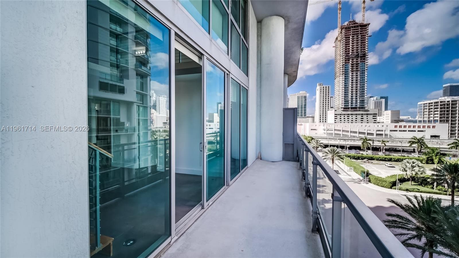 90 SW 3rd St # TH706, Miami, FL 33130 photo 4