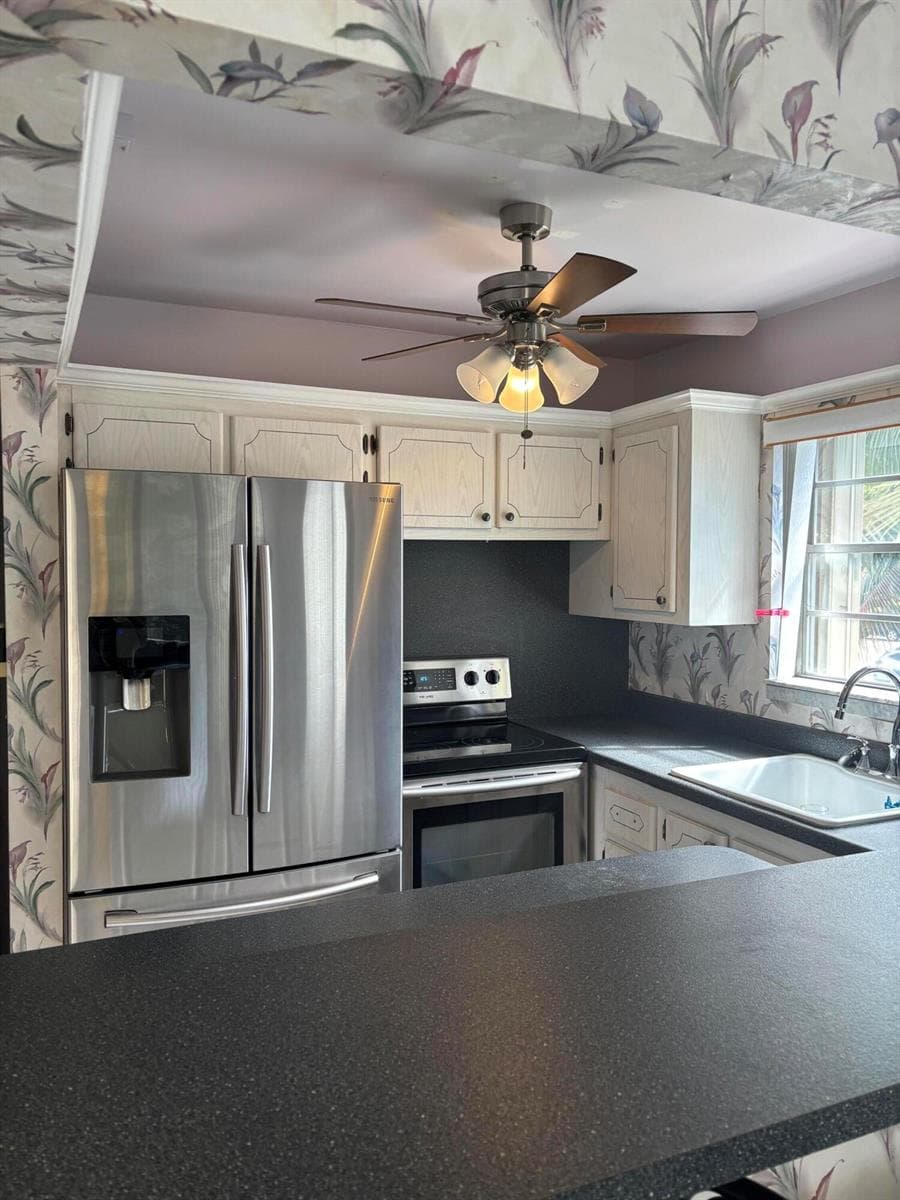 81 Windsor D, West Palm Beach, FL 33417 photo 11
