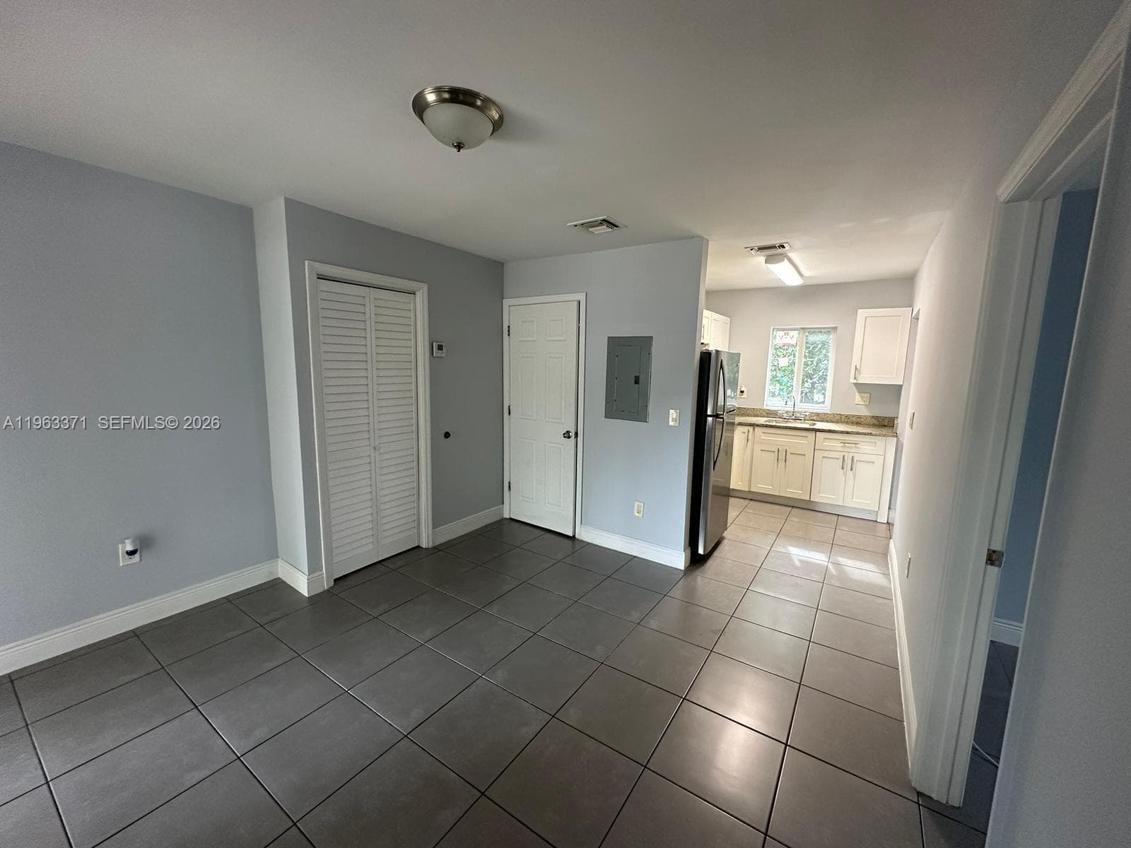 1128 NW 101st St, Miami, FL 33150 photo 7
