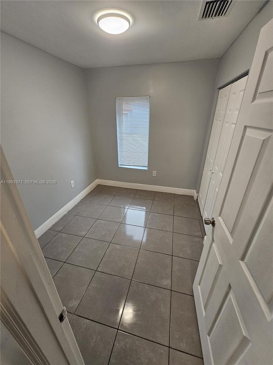 1128 NW 101st St, Miami, FL 33150 photo 11