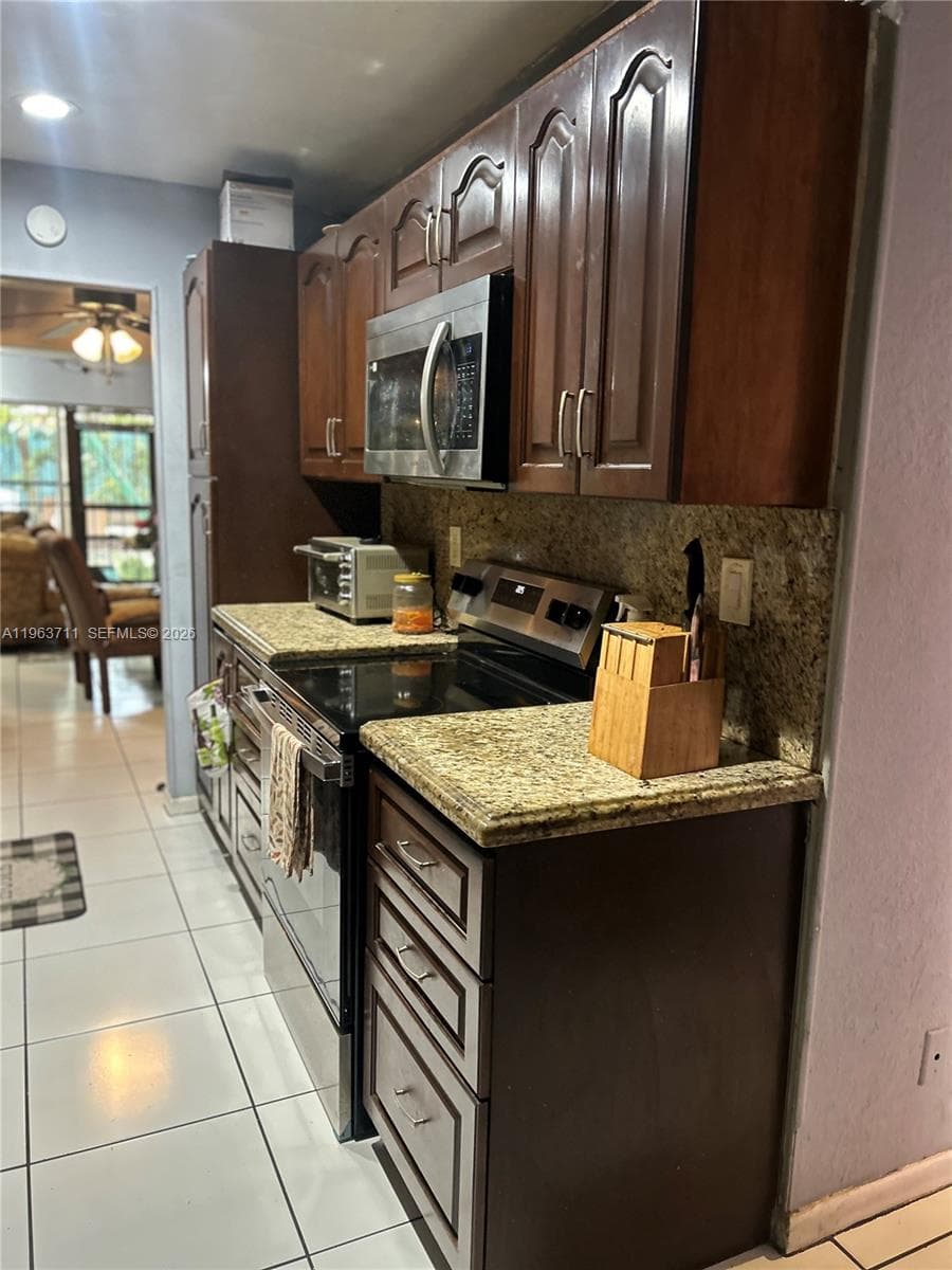 1653 NW 58th Ave # 14, Lauderhill, FL 33313 photo 8