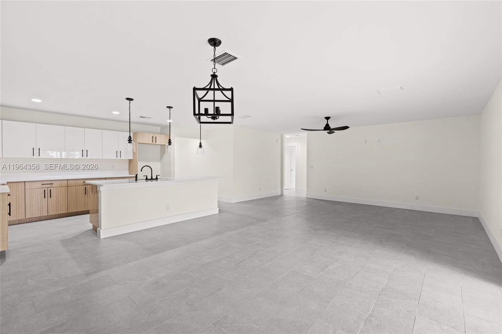 560 SW Carter Ave, Port St. Lucie, FL 34983 photo 13