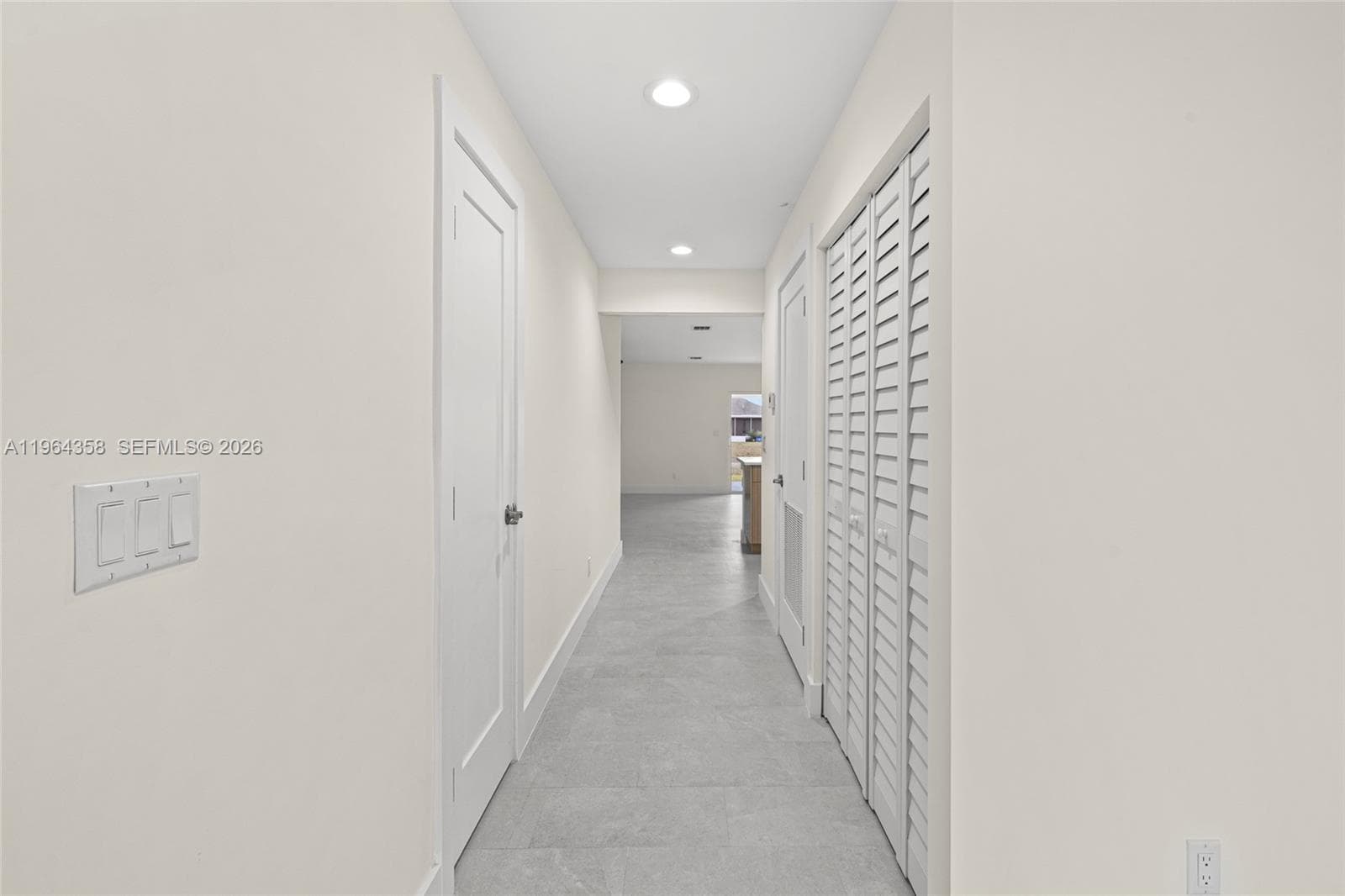 560 SW Carter Ave, Port St. Lucie, FL 34983 photo 7