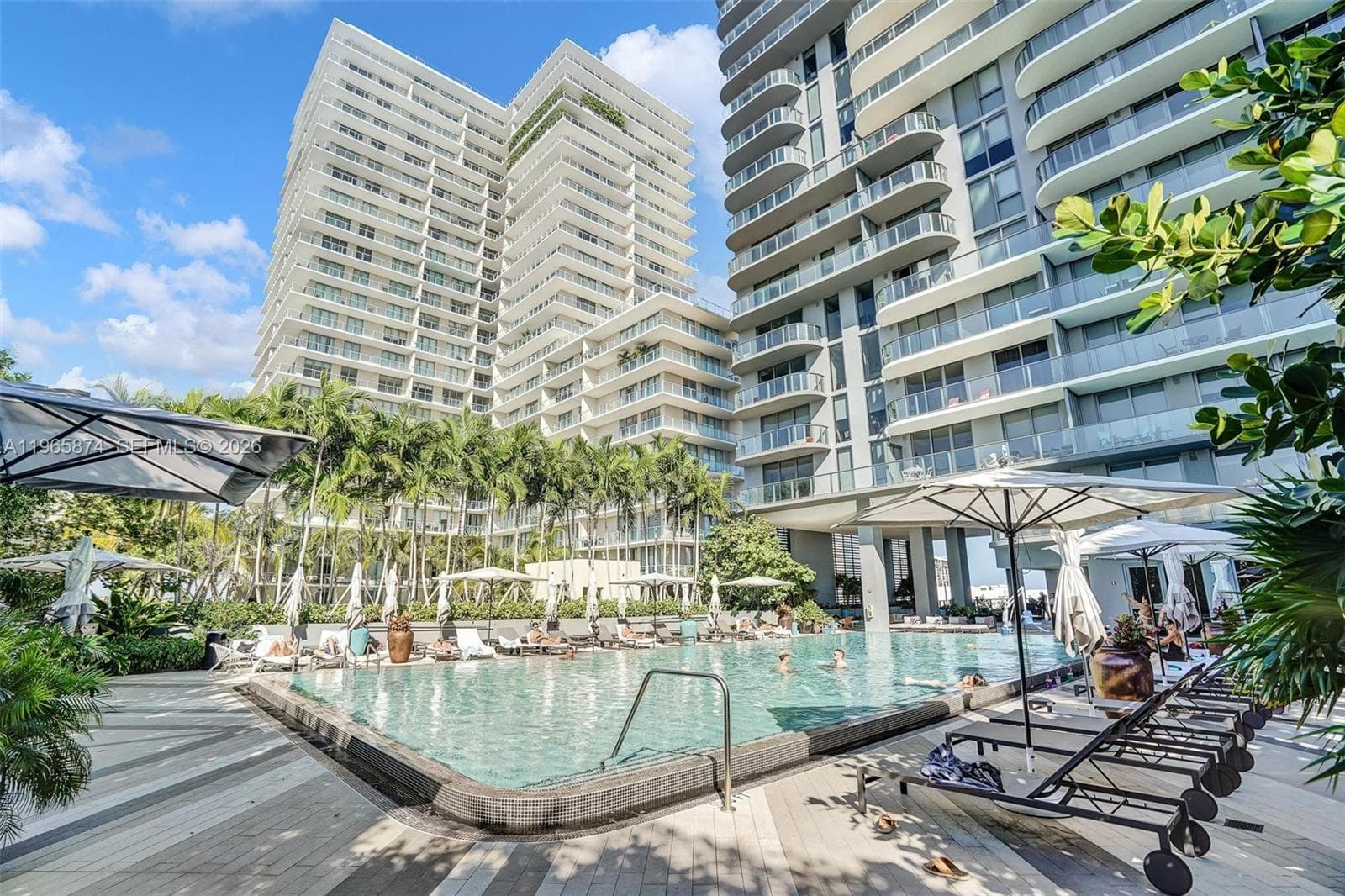 121 NE 34th St # 2205, Miami, FL 33137 photo 9