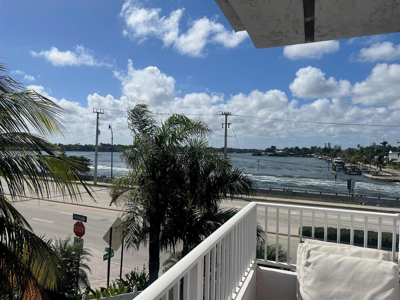 355 Virginia Street, Hollywood, FL 33019 photo 11