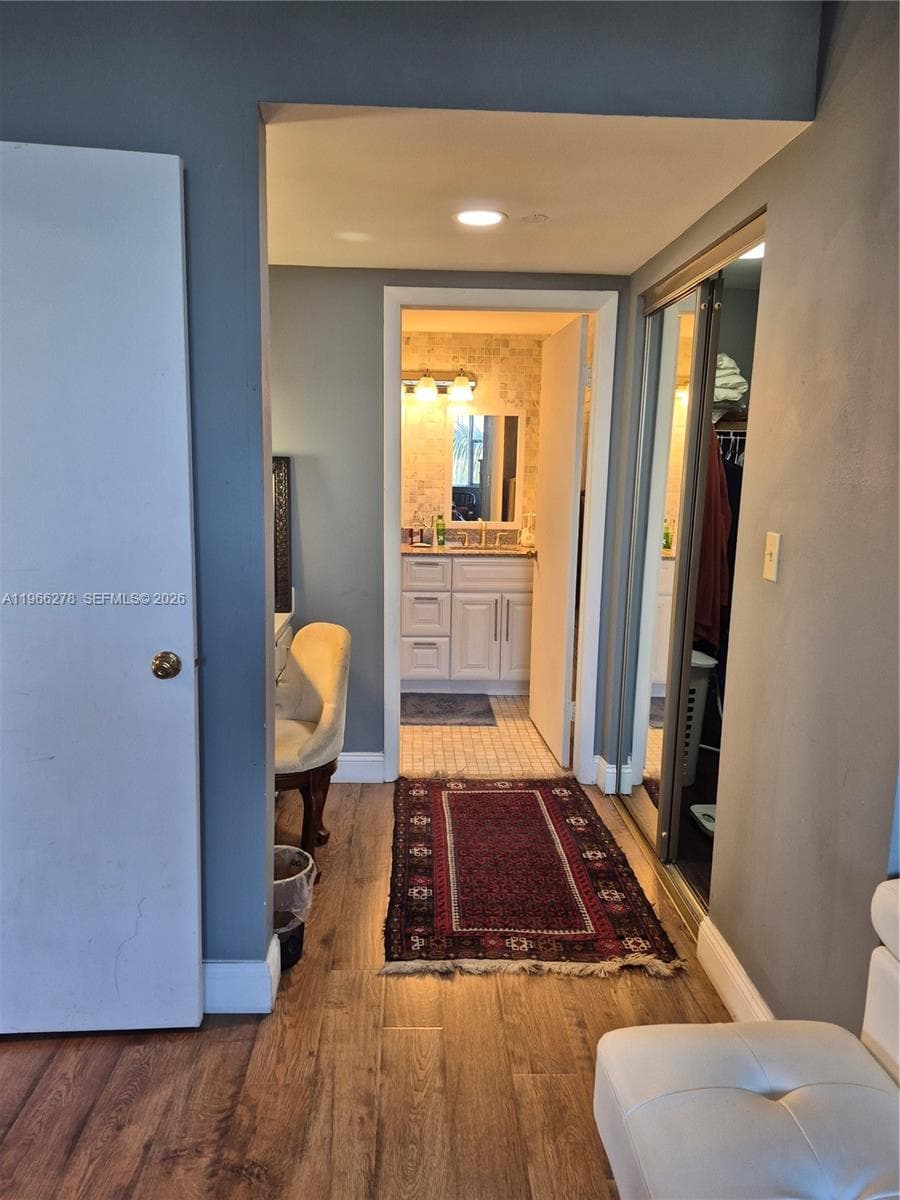 4001 Hillcrest Dr # 416, Hollywood, FL 33021 photo 11
