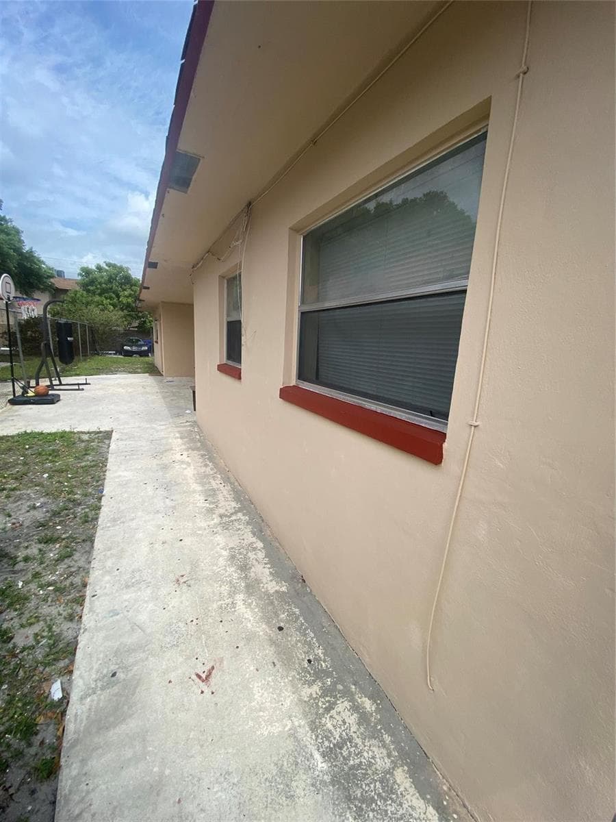 7931 SW 10th Street, North Lauderdale, FL 33068 photo 6