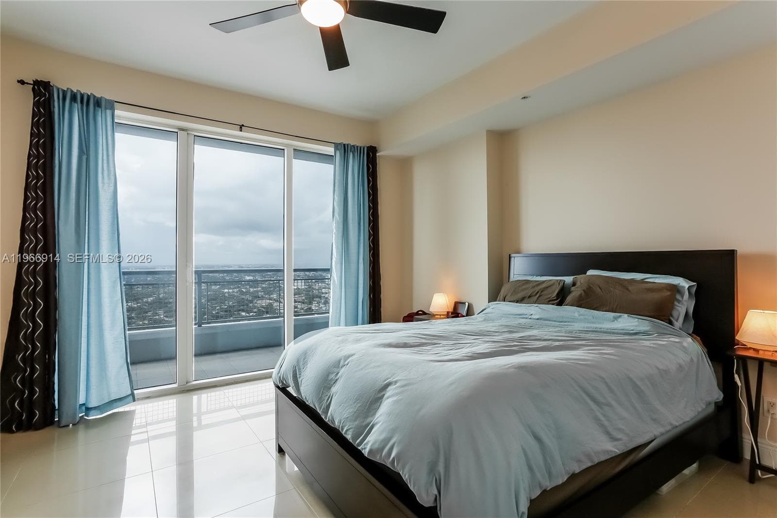 60 SW 13th St # 3404, Miami, FL 33130 photo 9