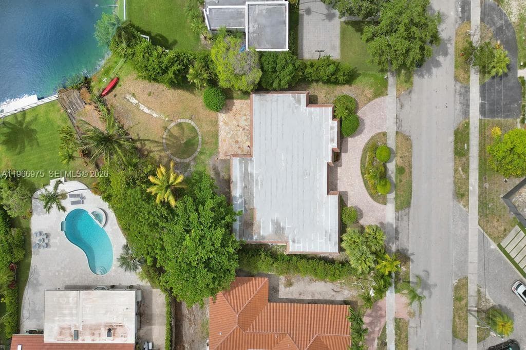 19710 NE 23rd Ave, Miami, FL 33180 photo 7