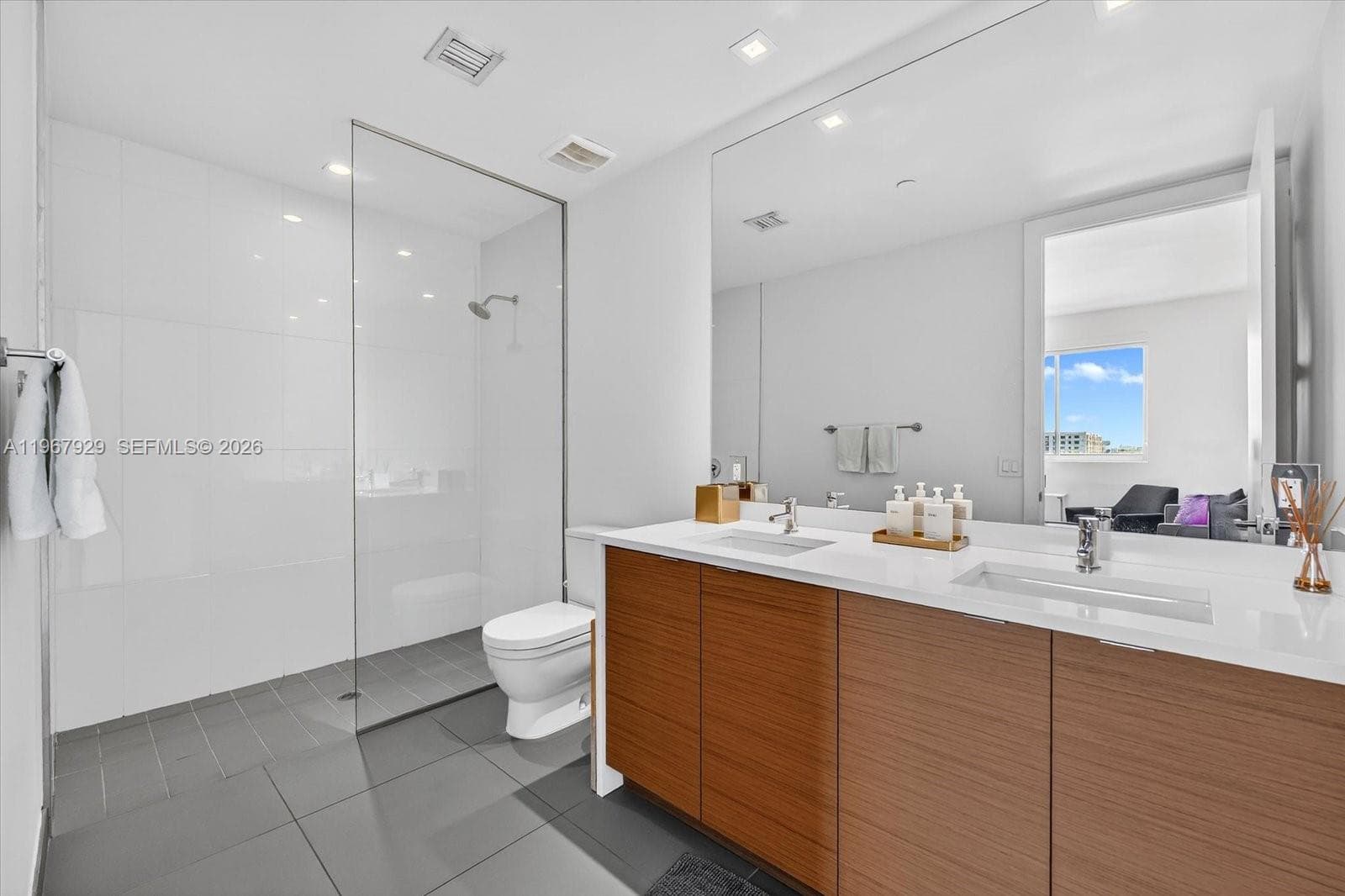 250 NW 24th St # 4A, Miami, FL 33127 photo 13