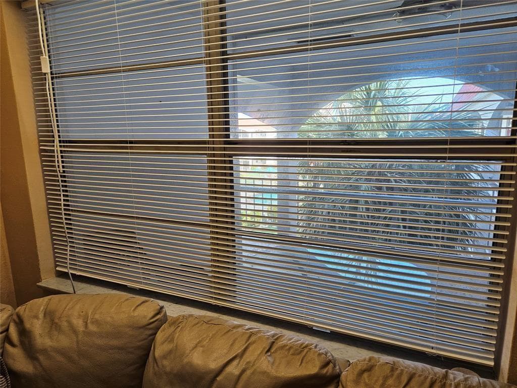 580 Egret Drive # 310, Hallandale Beach, FL 33009 photo 4