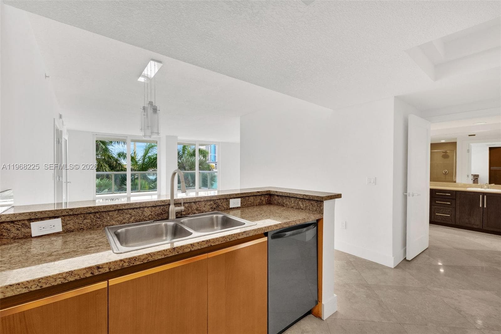 10 Venetian Way # 403, Miami Beach, FL 33139 photo 8