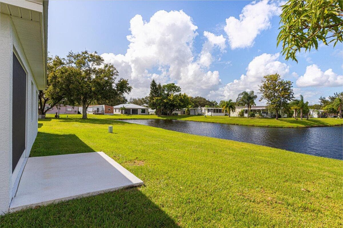 10 Juan Carlos Lane, Port St. Lucie, FL 34952 photo 13