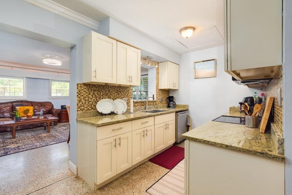 145 SE 3rd Avenue, Boynton Beach, FL 33435 photo 8