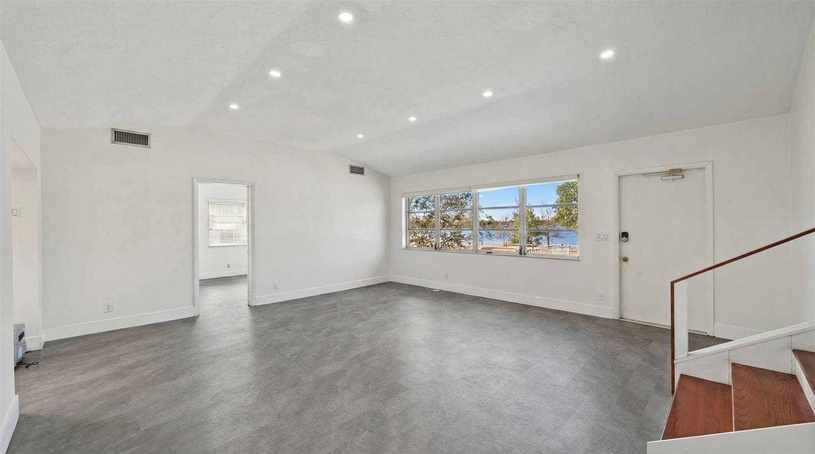 5160 Lake Osborne Drive, Lake Worth, FL 33461 photo 9