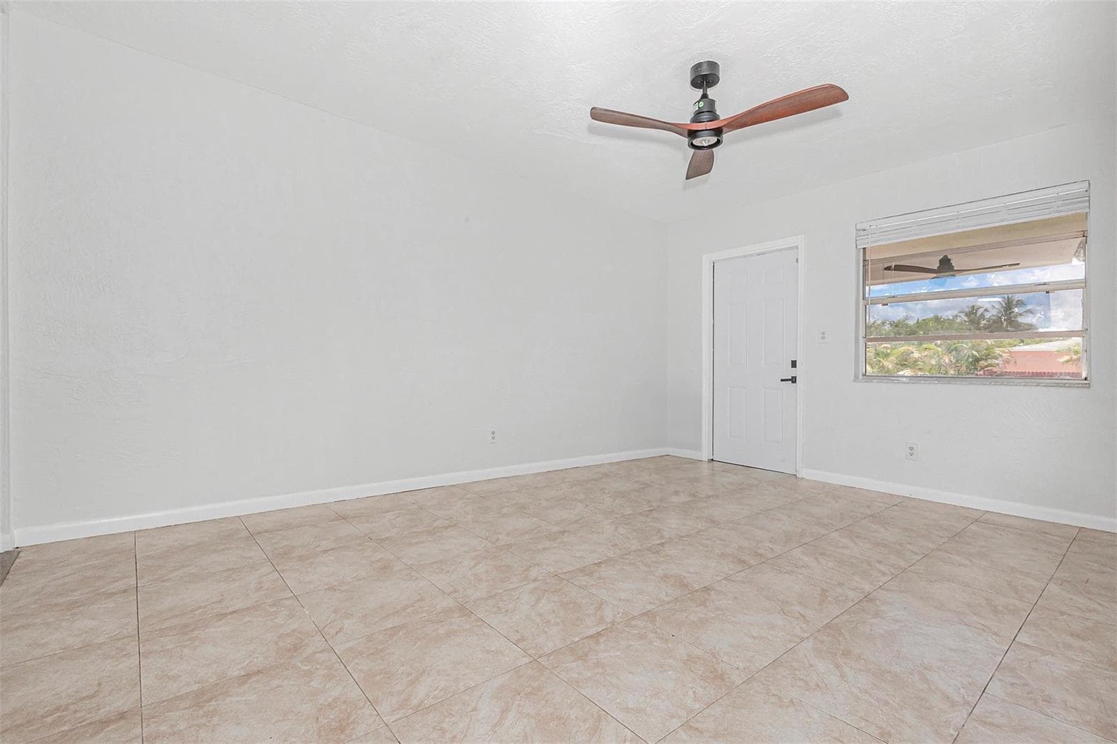 1923 N 23rd Avenue, Hollywood, FL 33020 photo 13
