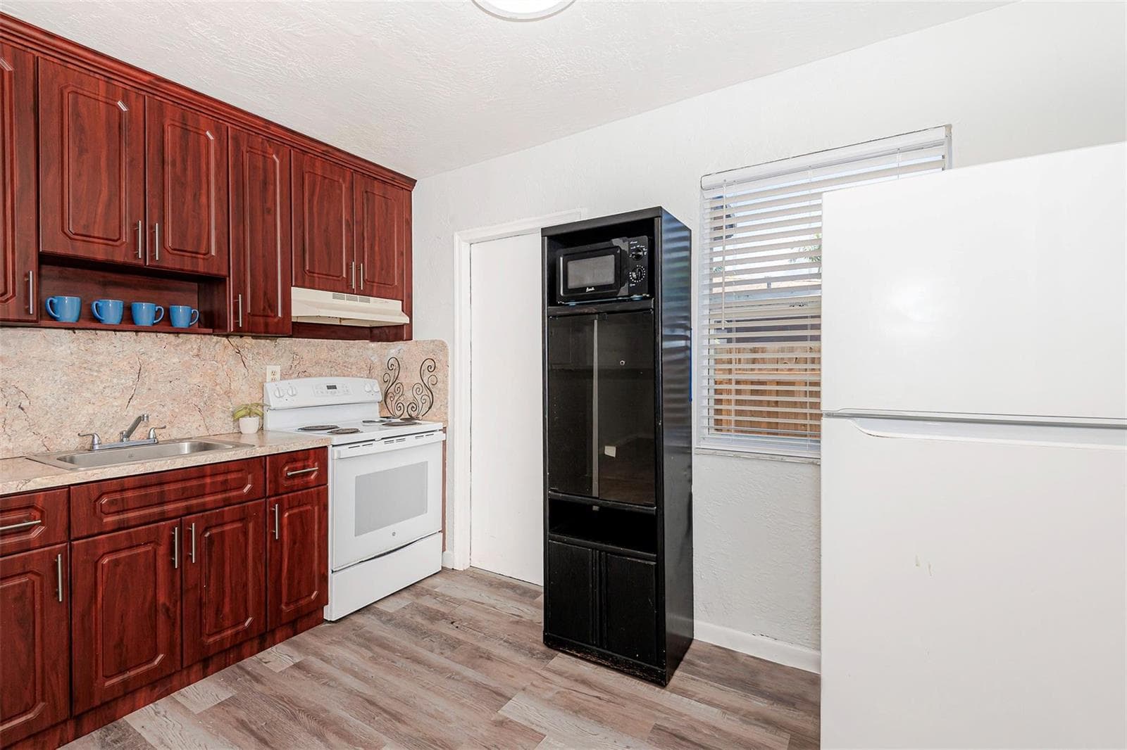 1923 N 23rd Avenue, Hollywood, FL 33020 photo 7