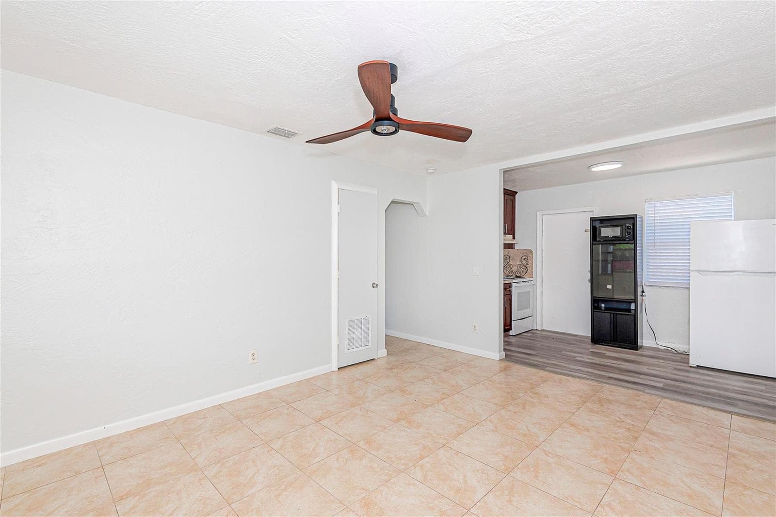 1923 N 23rd Avenue, Hollywood, FL 33020 photo 11