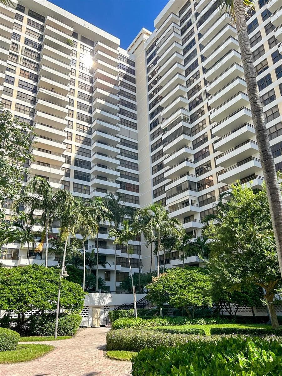 2500 Parkview Drive # 615, Hallandale Beach, FL 33009 photo 9