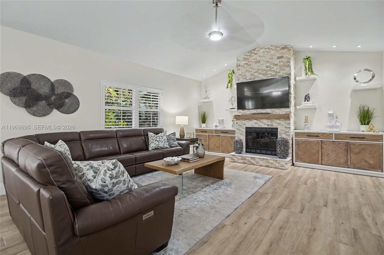 5186 Tallowood Way, Naples, FL 34116 photo 8
