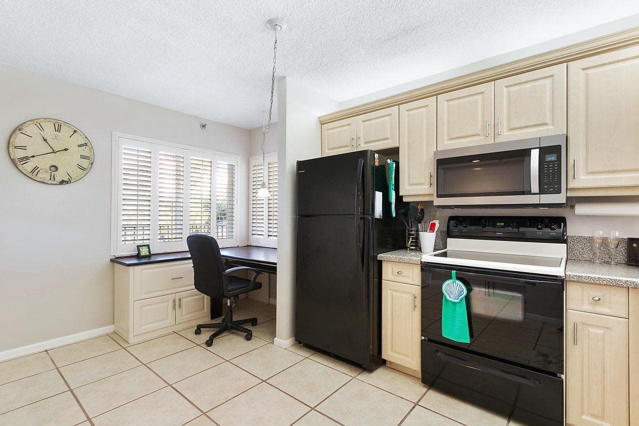275 Palm Avenue # A201, Jupiter, FL 33477 photo 12