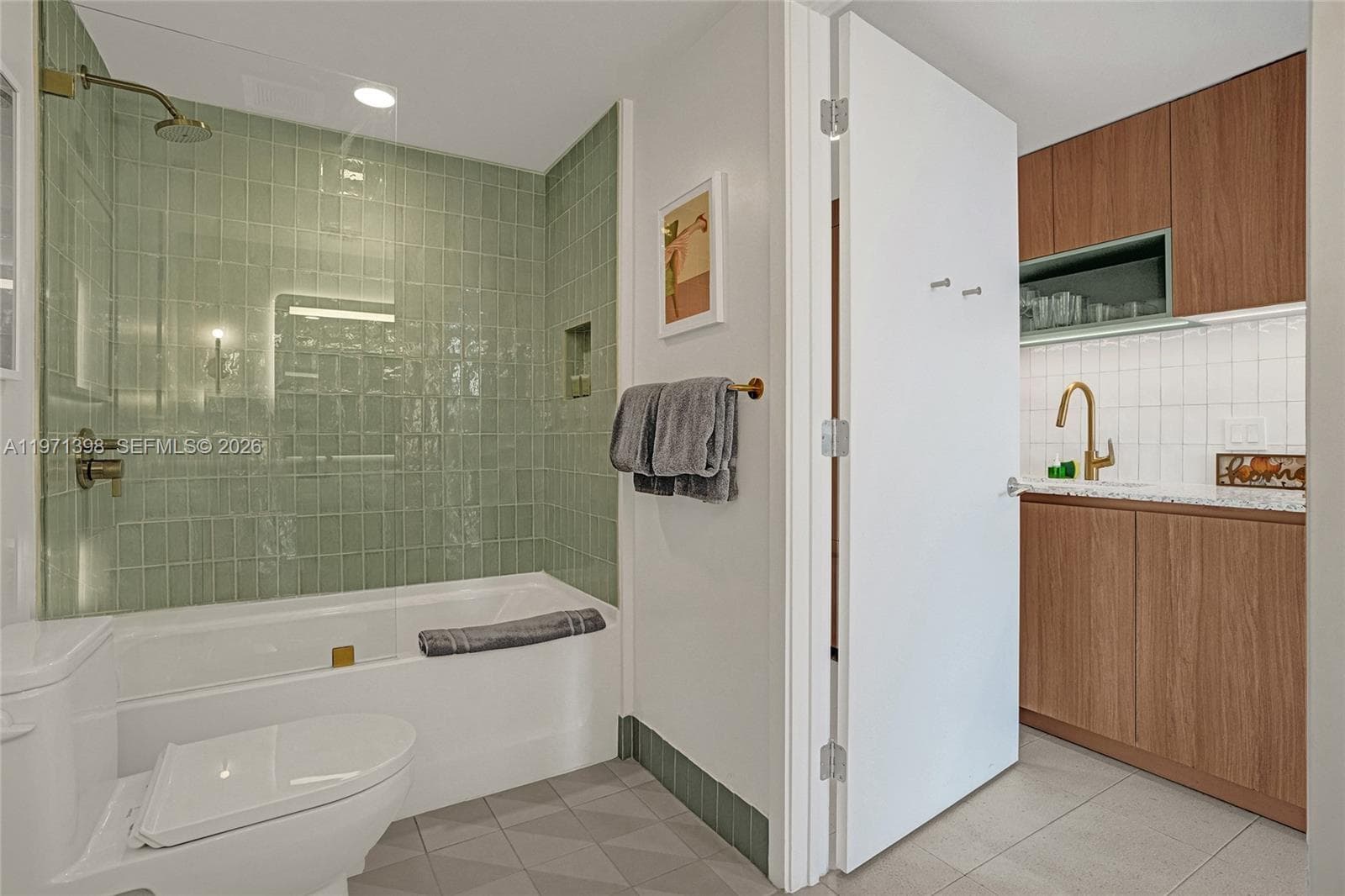 159 NE 6th St # 3214, Miami, FL 33132 photo 8