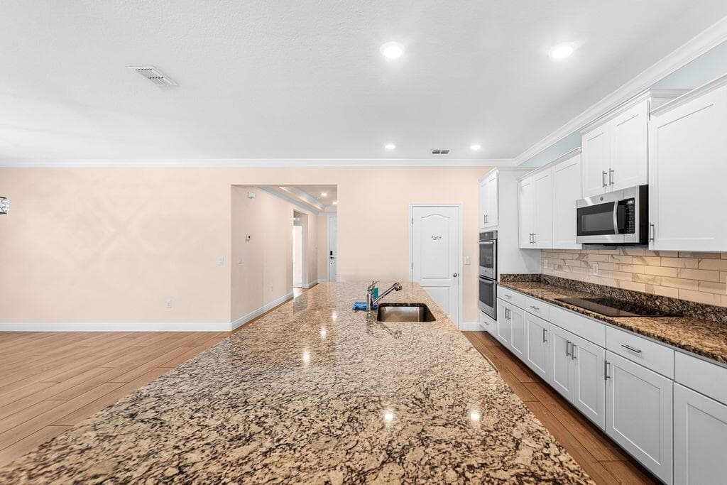 5285 NW South Delwood Drive, Port St. Lucie, FL 34986 photo 7