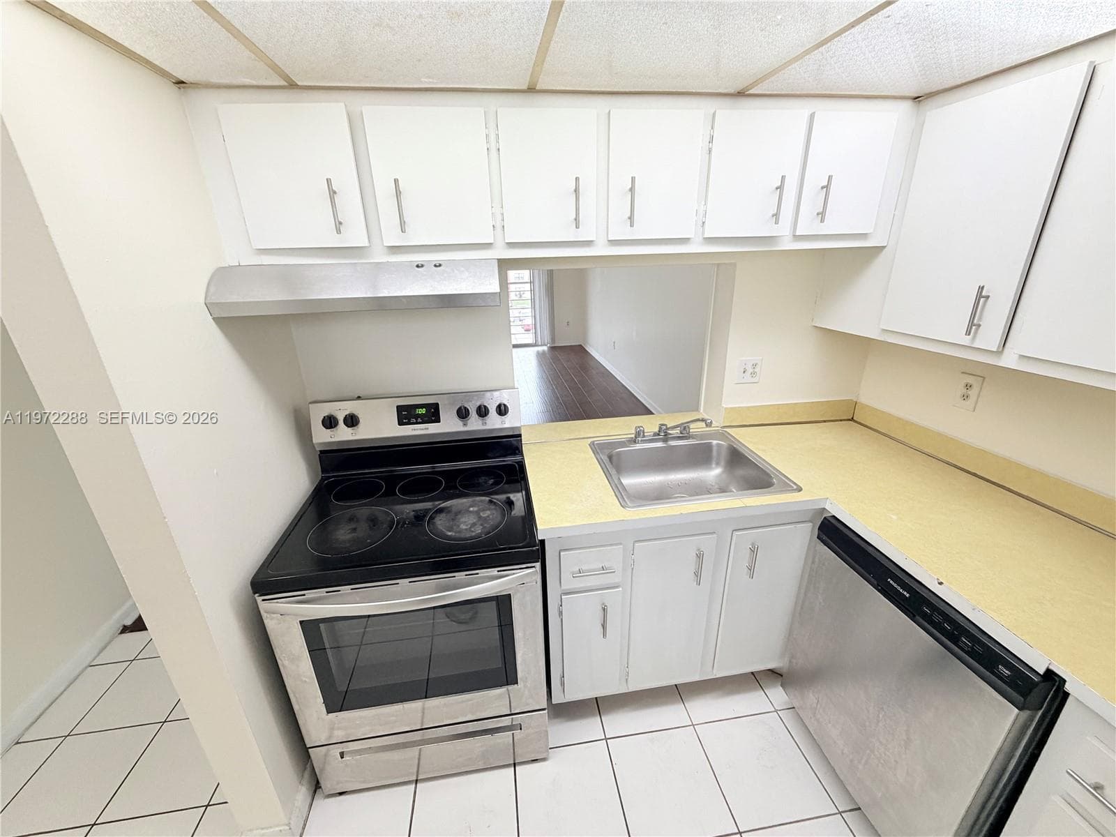 2800 NW 56th Ave # F403, Lauderhill, FL 33313 photo 8