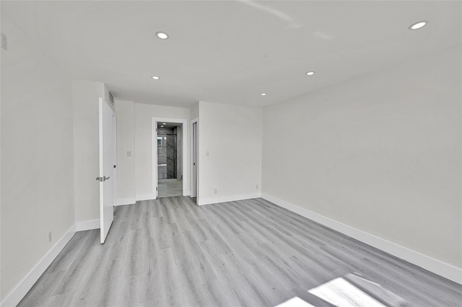 3700 Galt Ocean Drive # 1215, Fort Lauderdale, FL 33308 photo 12