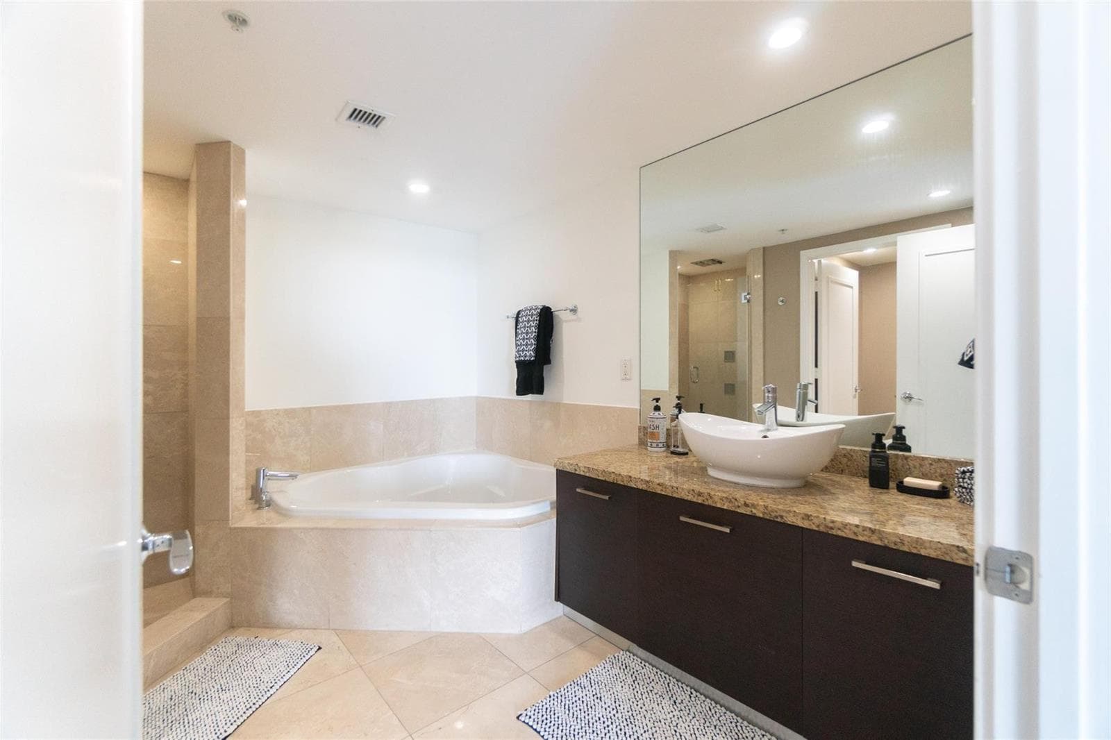 9400 W Bay Harbor Drive # 503, Bay Harbor Islands, FL 33154 photo 9