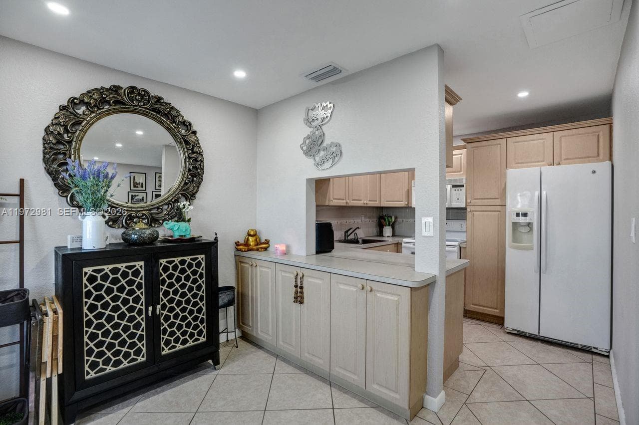 3665 NE 167th St # 208, North Miami Beach, FL 33160 photo 10