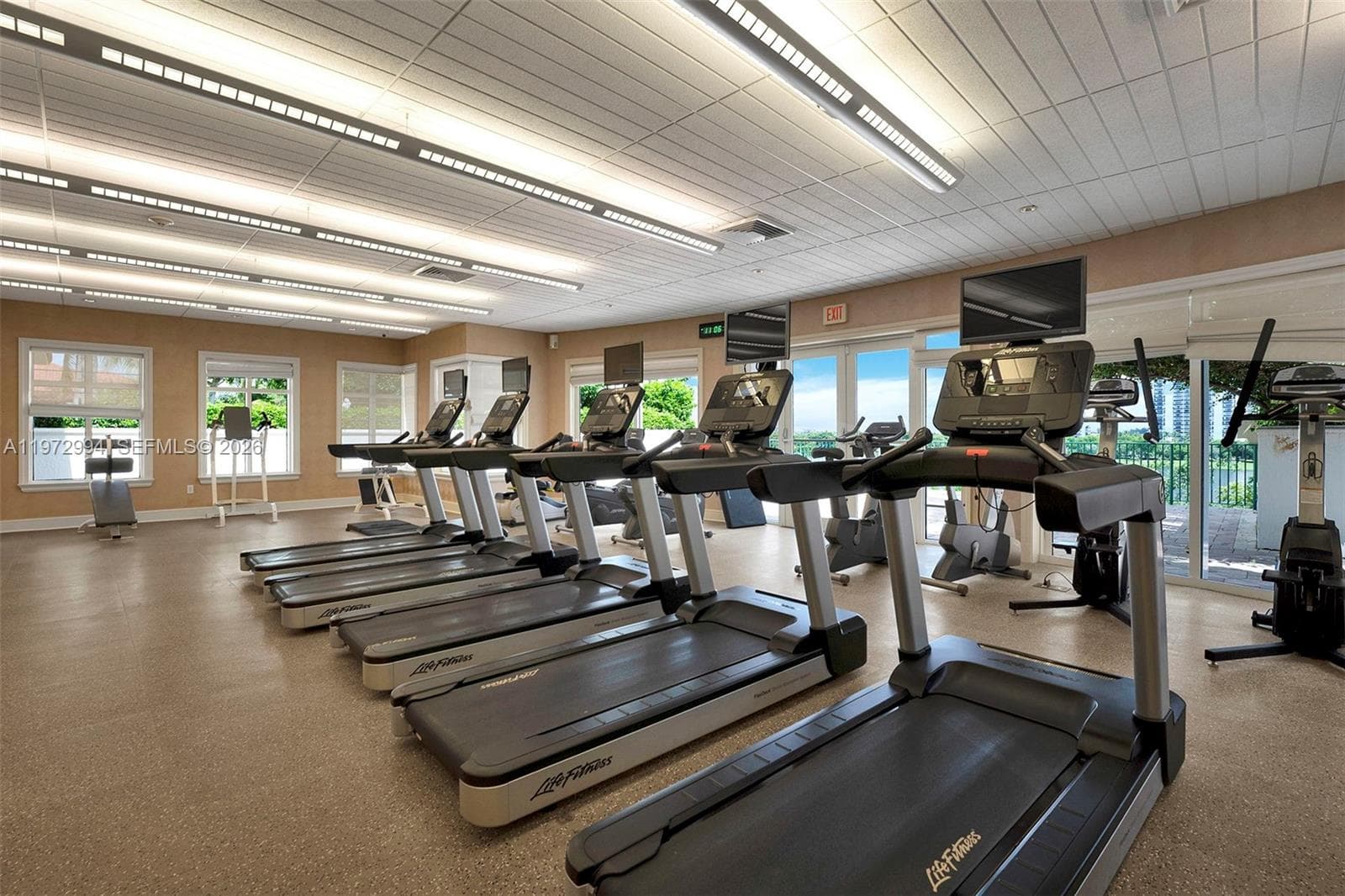 20000 E Country Club Dr # PH06, Aventura, FL 33180 photo 12