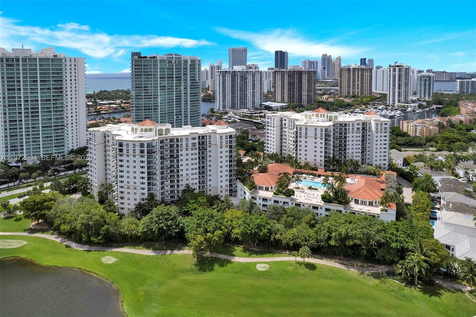 20000 E Country Club Dr # PH06, Aventura, FL 33180 photo 7
