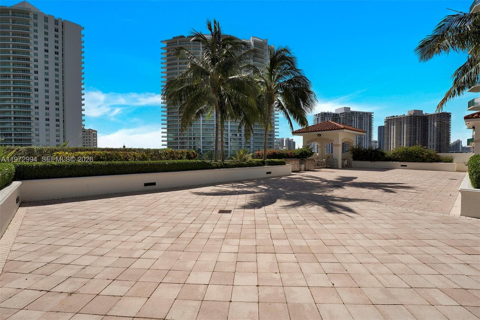 20000 E Country Club Dr # PH06, Aventura, FL 33180 photo 10