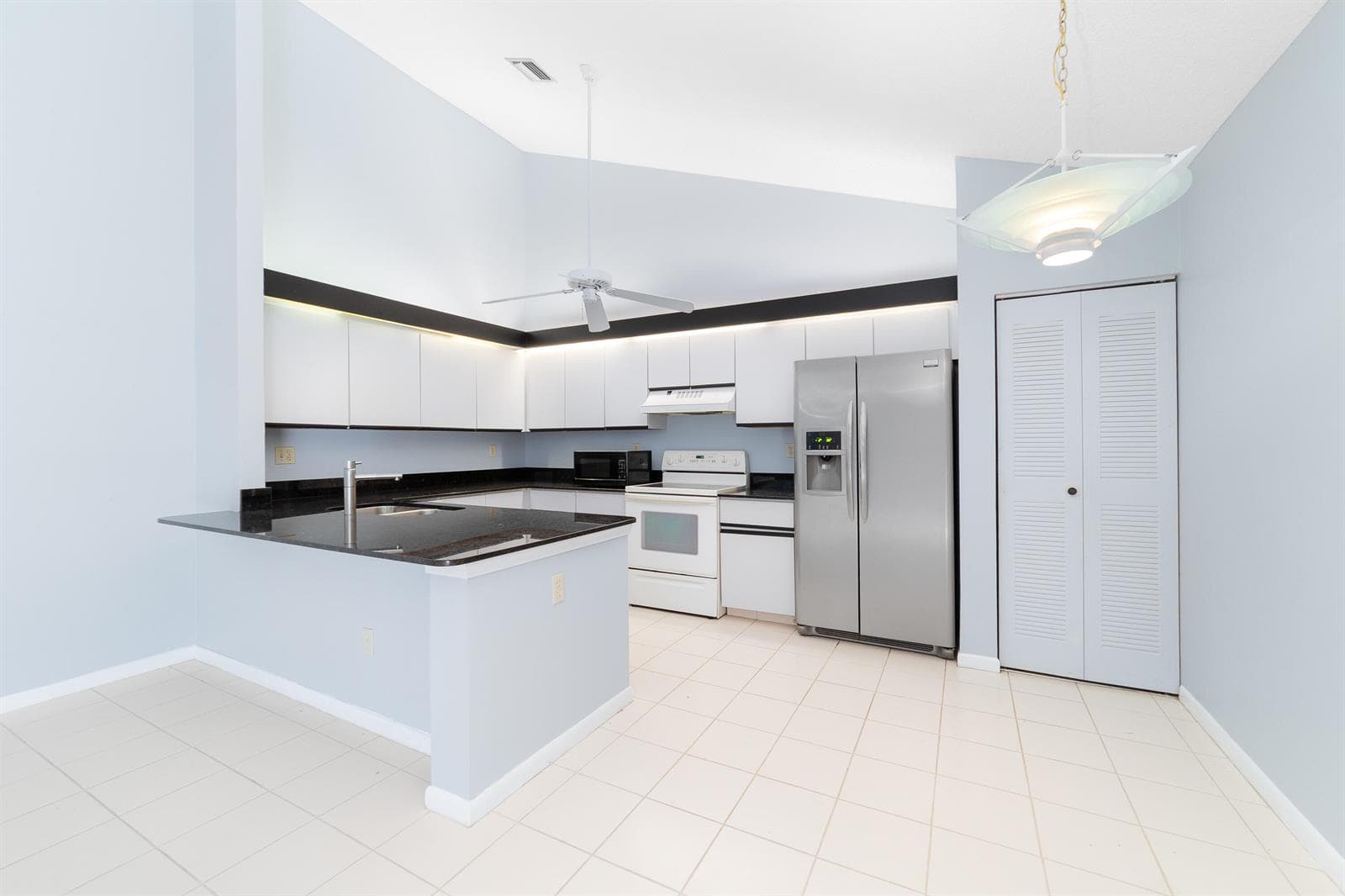 1139 Summit Trail Circle # A, West Palm Beach, FL 33415 photo 8