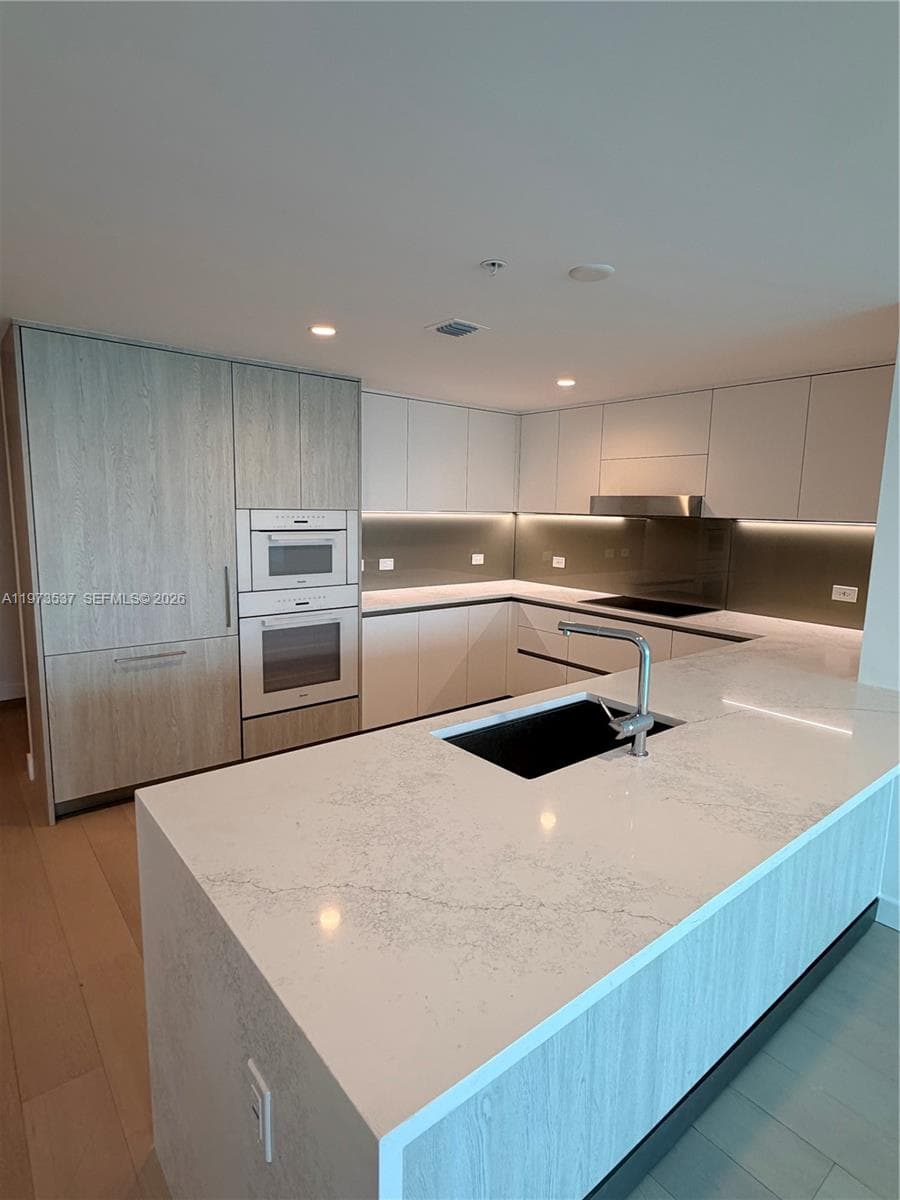 9221 E Bay Harbor Dr # 309, Bay Harbor Islands, FL 33154 photo 13