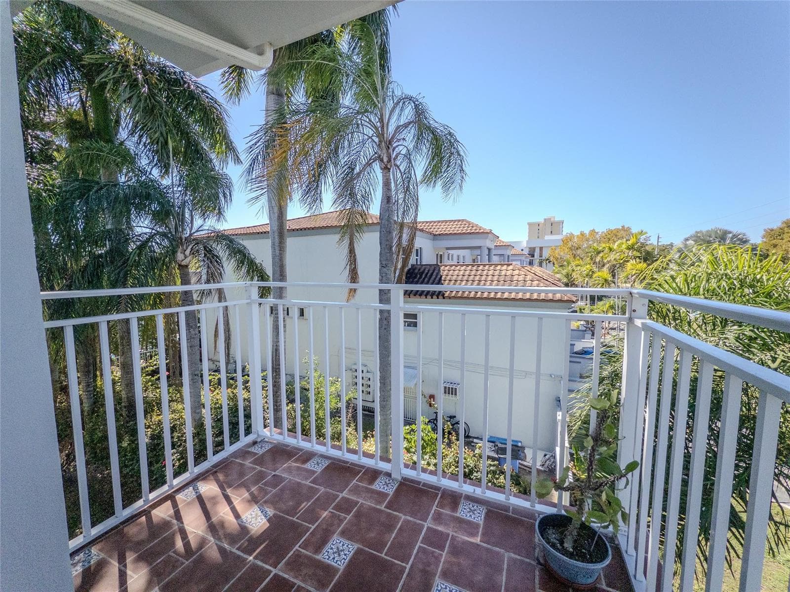 2430 NE 135th Street # 302, North Miami, FL 33181 photo 12